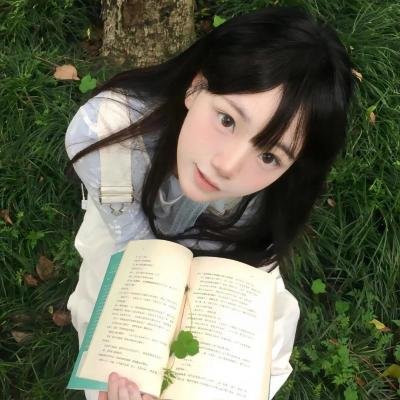 屋顶里的散步者